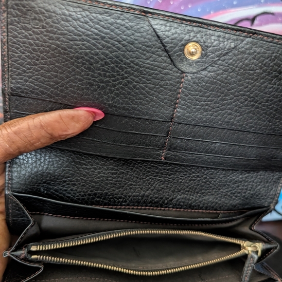 Fendi Black Wallet with Gold Charm - Picture 6 of 10